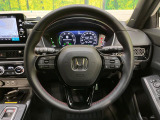 【純正革巻きステアリング】上質な革を使用することで、手にしっかり馴染みとても運転しやすいハンドルです♪