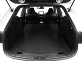 リヤシートを両方倒せば大きな荷物も車載可能です♪