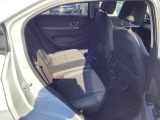 運転席・助手席です。使用感少なく綺麗な状態です。