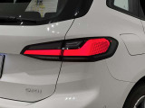 BMW伝統のL字型テールライト