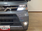 夜間走行時に役立つのがLED!明るく暗い道でもしっかり照らしてくれますよ!