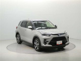 広々とした車内空間に優れた燃費性能。更にデザインも上質で人気のお車です!