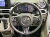 ステアリングも使用感が少なく、きれいな状態となっております♪