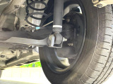 お車を安心してお乗りいただく為には、足回りの定期点検が欠かせません。サービスサポート(有償保証)では無料点検もご提供しており、安心のカーライフをお過ごしいただけるサポート体制が整っています。