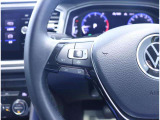 アダプティブクルーズコントロール(全車速追従機能付)は30-160kmhまで設定可能で、クルーズコントロールにレーダーセンサーを組み合わせたシステムとなります。長距離走行時などでの疲労を低減させます!