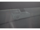 純正ドライブレコーダー装備です。映像はPCにてご確認頂けます。