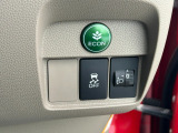 運転席操作部スイッチの画像です。