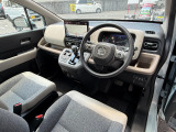 運転席の画像です。
