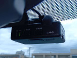 【日産純正 ドライブレコーダー装着車】 映像/音声の記録はもちろん、映像再生時に走行軌跡や車速のわかるGPS搭載。事故時の客観的な検証に役立ちます。