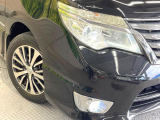 【LEDヘッドライト】悪天候や夜間走行時も良好な視界を確保し安心して運転できる高輝度LEDヘッドライトを装備!点灯速度が早く、消費電力も抑えられています。