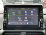 日産ディーラーオプションナビが付いています。