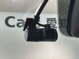 万が一の事故のときもドライブレコーダーがあると安心です。ご利用になる場合は個人情報保護の観点より新品の対応SDカードをお求め下さい。