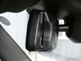 ETC2.0一体型の自動防眩機能付きバックミラー!後続車のヘッドライトの眩しさを自動で軽減してくれます!