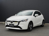 世界統一名称の『MAZDA2』となったコンパクト。「Be a Driver」のスローガンのもと、最適なドライビングポジションを提供できる室内空間と思い通りの走行性能を持った、クラスを超えたお車です!