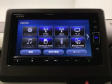 ドライブの必需品。見やすい・使いやすいHonda純正のメモリーナビを搭載しています。