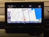 ナビゲーションはフルセグTV、インターナビ対応のGathers純正メモリーナビを搭載しています。Bluetoothオーディオ機能がありますので、スマートフォンなどの音楽も再生できます。