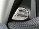 アメリカのオーディオブランドであるharman/kardon製スピーカーシステム搭載!