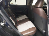 ゆとりある広々とした車内空間は、ドライブを始め買い物やレジャーなど、幅広く活躍します。一人でもみんなとでもお出かけを楽しみましょう!