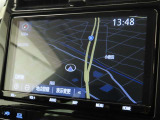 トヨタ純正9インチSDナビNSZT-Y68Tを装備しております。