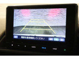 バックカメラが装備されており、後方の安全確認はもちろんのこと狭い場所での駐車や雨の日・夜間など視界の悪いコンディションでのストレスの軽減にもなります!