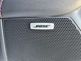【BOSEサウンドシステム】高性能スピーカーで広がりのある、包み込むような音を体感してください。