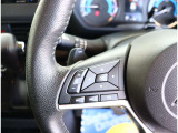 【車屋】として、長く車業界に従事した経験豊富なスタッフが多数在籍しております。