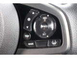 いつでもどんな場面でも、不安なく安心して運転できるようにドライバーと一緒に周囲に気を配りもしもに備える、Honda SENSINGのさまざまな機能や装備が充実しています。