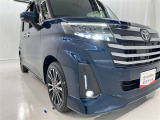 フォグランプ装着車です。暗い夜道の車両前方を明るく照らします