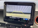 バックカメラも装備しております。車庫入れの苦手なお客様も安心!重宝してくれます!