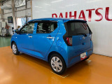 左後ろから