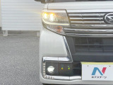 【LEDヘッドライト】悪天候や夜間走行時も良好な視界を確保し安心して運転できる高輝度LEDヘッドライトを装備!点灯速度が早く、消費電力も抑えられています。