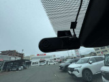 【ドライブレコーダー】時間に合わせた情報をしっかりと録画録音いたします。運転に際してのトラブルや事故などの映像もしっかりと録音録画いたします。