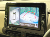 【アラウンドビューモニター】専用のカメラにより、上から見下ろしたような視点で360度クルマの周囲を確認することができます☆死角部分も確認しやすく、狭い場所での切り返しや駐車もスムーズに行えます。
