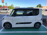 納車前にはプロのメカニックが点検、整備を行いますので安心してお乗り頂けます。