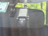 【ドライブレコーダー】ドライブレコーダー装備!走行中はもちろん、あおり運転や事故に遭遇した際、映像で記録し、万一のリスクに備えます。※記録用SDカードはお客様ご自身でご準備いただく必要があります。