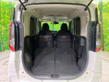 普段のお買い物や通勤、送迎等に十分な荷室スペースを確保しております。セカンドシートを倒すと、大きな荷物の積載も可能です♪