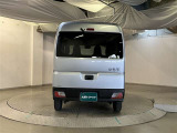 当社でご購入頂いた全ての車両はご納車前、エンジンオイル交換・ワイパーゴム・ブレーキ点検・調整・その他確認の上ご納車いたします。