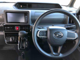 運転中も見やすいメーター。