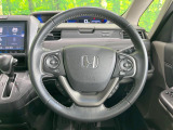 【純正革巻きステアリング】上質な革を使用することで、手にしっかり馴染みとても運転しやすいハンドルです♪