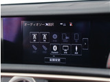 お車選びをお楽しみ頂けるよう、在庫車の展示スペースを十分に確保しております。