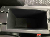 3.「認定中古車カルテ」は、走行距離や修復歴に加えてキズ・凹みの有無・状態や消耗品の交換、過去の整備状況がわかります。