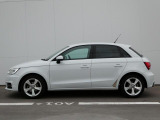 A1スポーツバック 1.0 TFSI スポーツ 