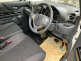ゆったりと乗り心地の良い運転席です。長距離でもしっかりサポートしてくれます。