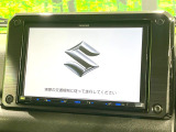 【純正ナビ】人気の純正ナビを装備しております。ナビの使いやすさはもちろん、オーディオ機能も充実!キャンプや旅行はもちろん、通勤や買い物など普段のドライブも楽しくなるはず♪