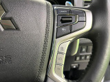 【レーダークルーズコントロール】高速道路での長距離走行が楽に!!自動で速度を保つクルーズコントロールが、衝突軽減システムと連携し、前方の車両を感知して車間を保つように速度調節してくれます!!