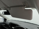 運転席サンバイザー