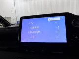 ナビ搭載で、初めての道や遠出でも安心です!機種によってはTV・DVD・オーディオプレイヤー接続・ブルートゥース機能などでいろいろな使い方も出来ますよ!