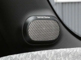 アメリカのオーディオブランドであるharman/kardon製スピーカーシステム搭載!