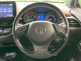 【ステアリングスイッチ】運転中、前方から目線をそらすことなく、オーディオ等の操作が可能な便利機能!安心&快適なドライブを演出してくれます♪