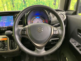 【純正革巻きステアリング】上質な革を使用することで、手にしっかり馴染みとても運転しやすいハンドルです♪